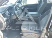 2024 Nissan TITAN фото