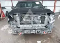 2024 Nissan TITAN photo