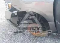 2024 Nissan TITAN photo