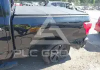 2024 Nissan TITAN фото