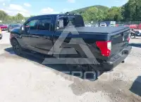 2024 Nissan TITAN фото