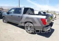 2024 Nissan TITAN фото