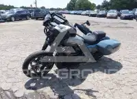 2024 Harley-Davidson FLHX фото