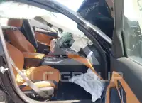 2024 BMW 330 фото