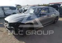 2024 BMW 330 photo