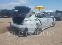 2024 BMW 330 фото