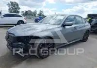 2024 BMW 330 фото