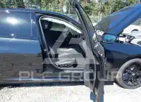 2024 BMW 330 фото