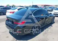 2024 BMW 330 photo