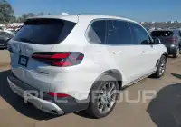 2024 BMW X5 фото