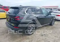 2024 BMW X5 фото
