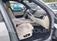 2024 BMW X7 фото
