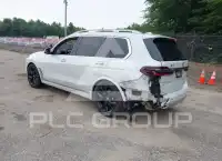 2024 BMW X7 photo