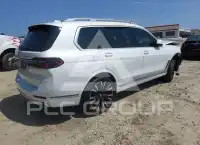 2024 BMW X7 фото