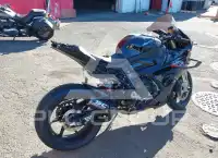 2024 BMW S1000 фото