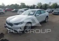 2024 BMW 530 photo