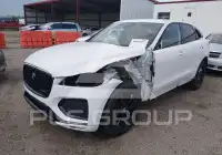 2024 Jaguar F-PACE photo