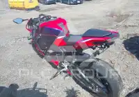 2024 Honda CBR1000 фото