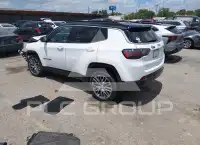 2024 Jeep COMPASS фото