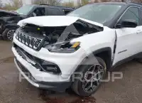 2024 Jeep COMPASS photo