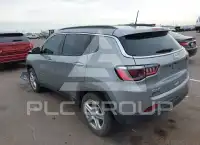 2024 Jeep COMPASS фото