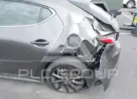 2024 Mazda 3 photo
