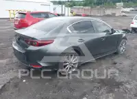 2024 Mazda 3 фото