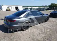 2024 Audi S8 фото