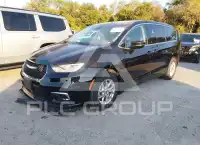 2024 Chrysler PACIFICA фото