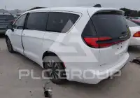 2024 Chrysler PACIFICA photo