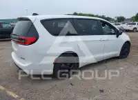 2024 Chrysler PACIFICA photo
