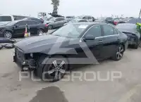 2024 Mercedes Benz C 300 фото