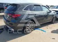 2024 Mercedes Benz GLC 300 фото