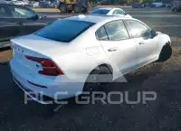 2024 Volvo S60 фото