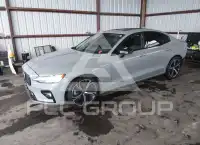 2024 Volvo S60 фото