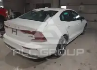 2024 Volvo S60 фото