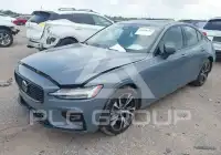 2024 Volvo S60 photo