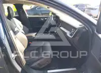 2024 Volvo S60 фото