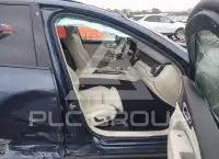 2024 Volvo XC60 фото