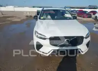 2024 Volvo XC60 фото