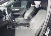 2024 Volvo XC40 фото