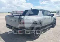 2024 GMC Hummer фото