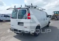 2024 GMC Savana фото
