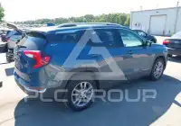 2024 GMC TERRAIN photo
