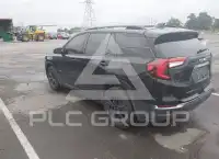 2024 GMC TERRAIN photo