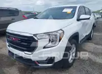 2024 GMC TERRAIN photo