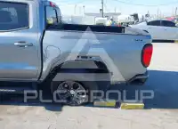 2024 GMC CANYON photo