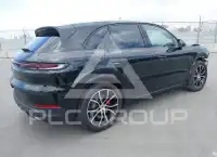 2024 Porsche Cayenne photo