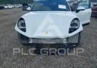 2024 Porsche MACAN photo
