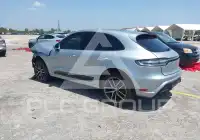 2024 Porsche MACAN photo